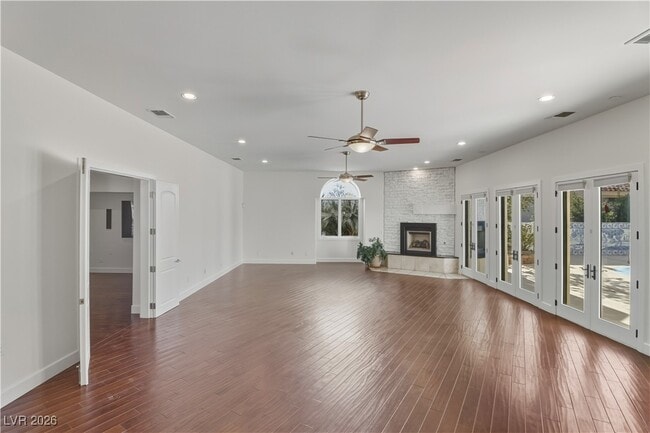 Building Photo - 5101 Mountain Foliage Dr