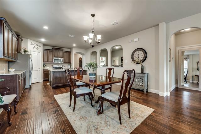 Building Photo - 1325 Realoaks Dr