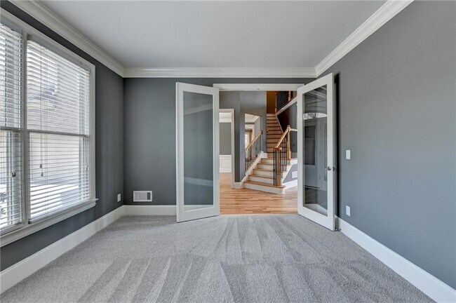 Building Photo - 1515 Boomer Cir