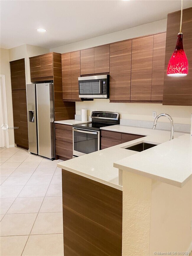Building Photo - 4272 Vineyard Cir