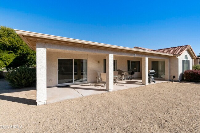 Building Photo - 11115 E Bellflower Ct