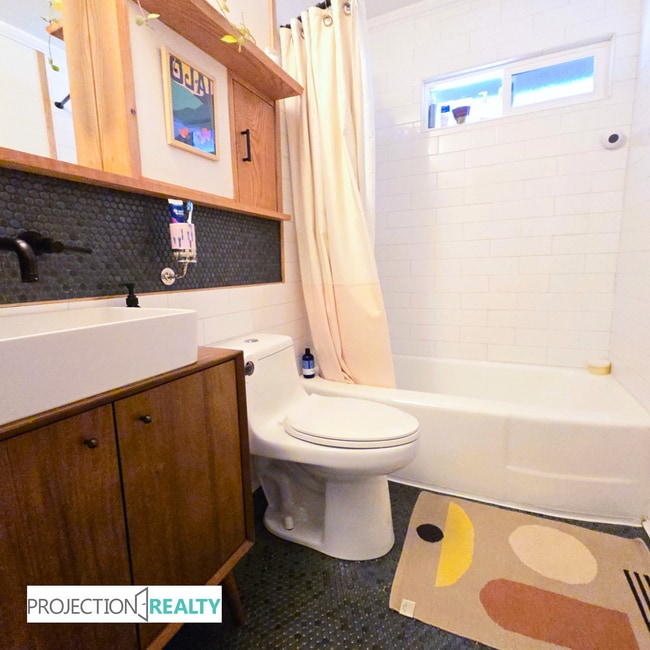 Building Photo - 4416 NE 74th Ave