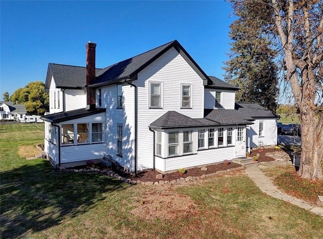 Building Photo - 958 Manitou Rd