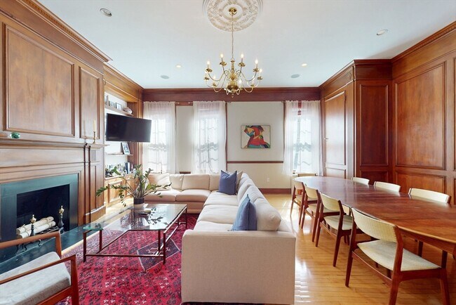 Primary Photo - 170 Marlborough St