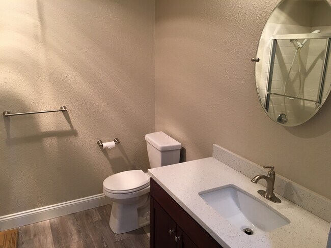 Bathroom #2 - 930 Mission Rd