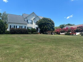 Building Photo - 108 Ivory Glen Ct