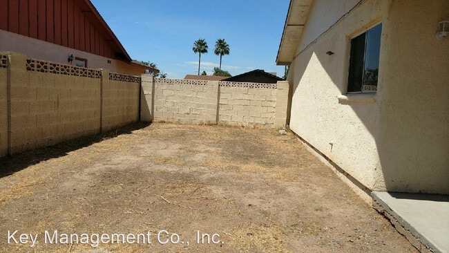 Building Photo - 5733 W Beck Ln
