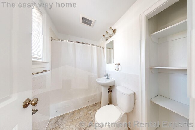 Building Photo - 134 Summer St