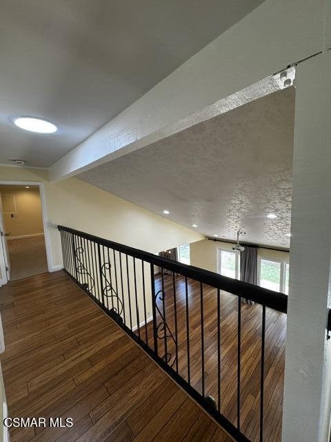 Building Photo - 1580 Valecroft Ave