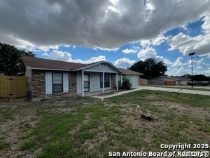Building Photo - 7102 Glen Point Dr