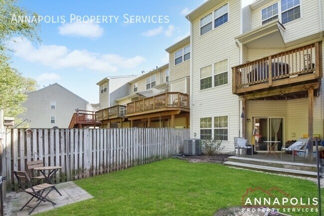 Building Photo - 2587 Running Wolf Trail