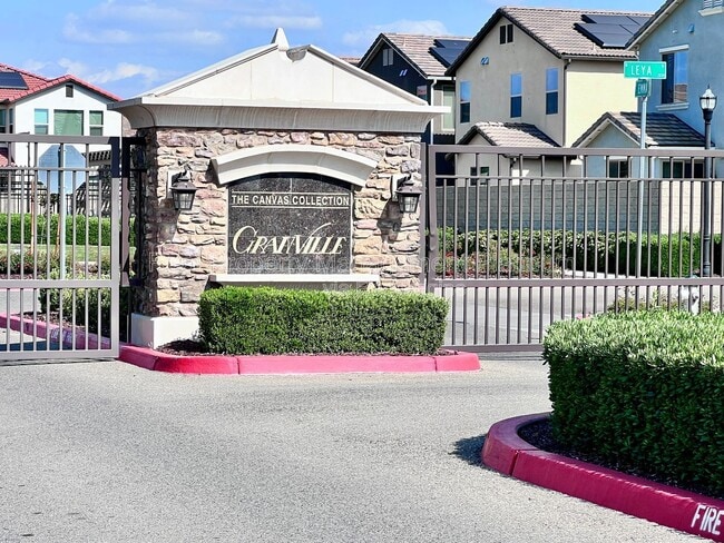 Building Photo - 6226 E Nala Dr