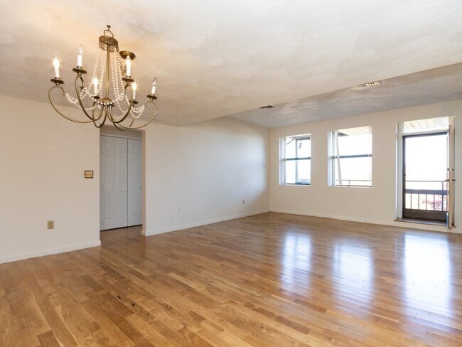 Building Photo - 155 Kendrick Ave., #301, Quincy, MA 02169