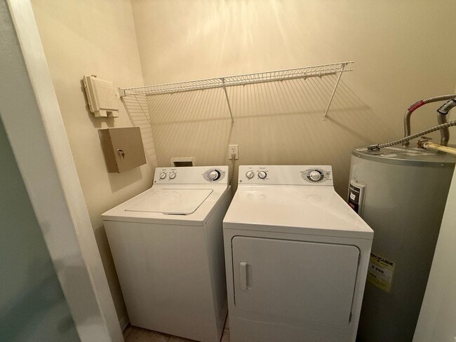 Building Photo - LEASING FOR AUGUST 10 2026! WOODLANDS OF ATHENS