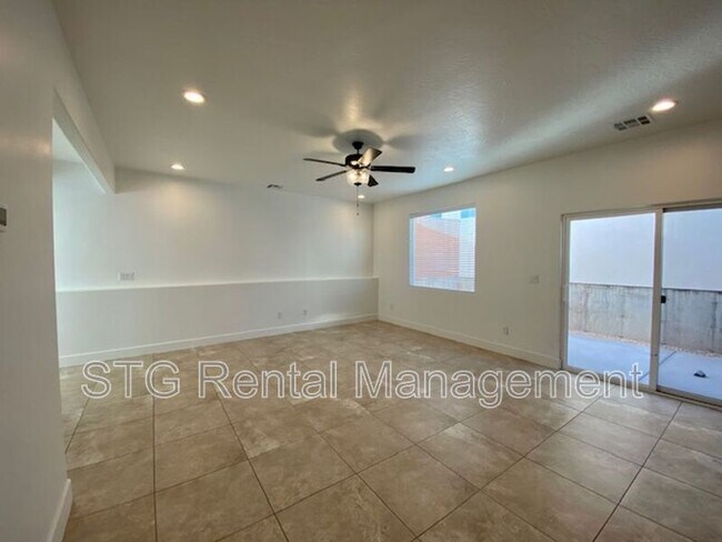 Building Photo - 2473 350 N