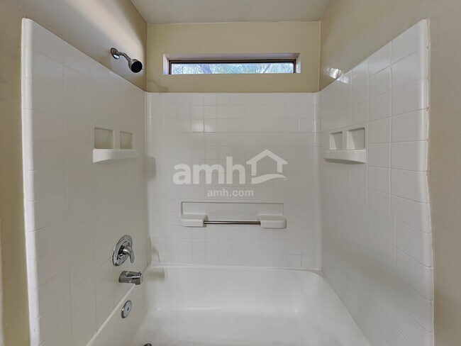 Building Photo - 5073 E Butterweed Dr