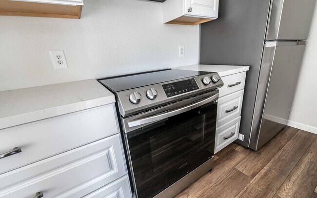Building Photo - 4360 Gannet Cir