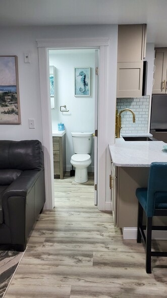 Building Photo - 550 Winnacunnet Rd