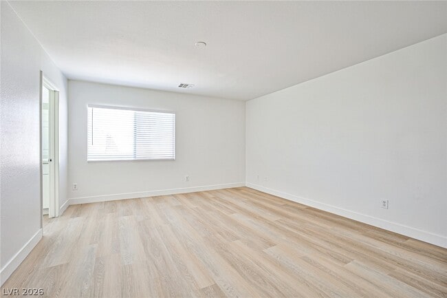 Building Photo - 9692 Cathedral Stairs Ct