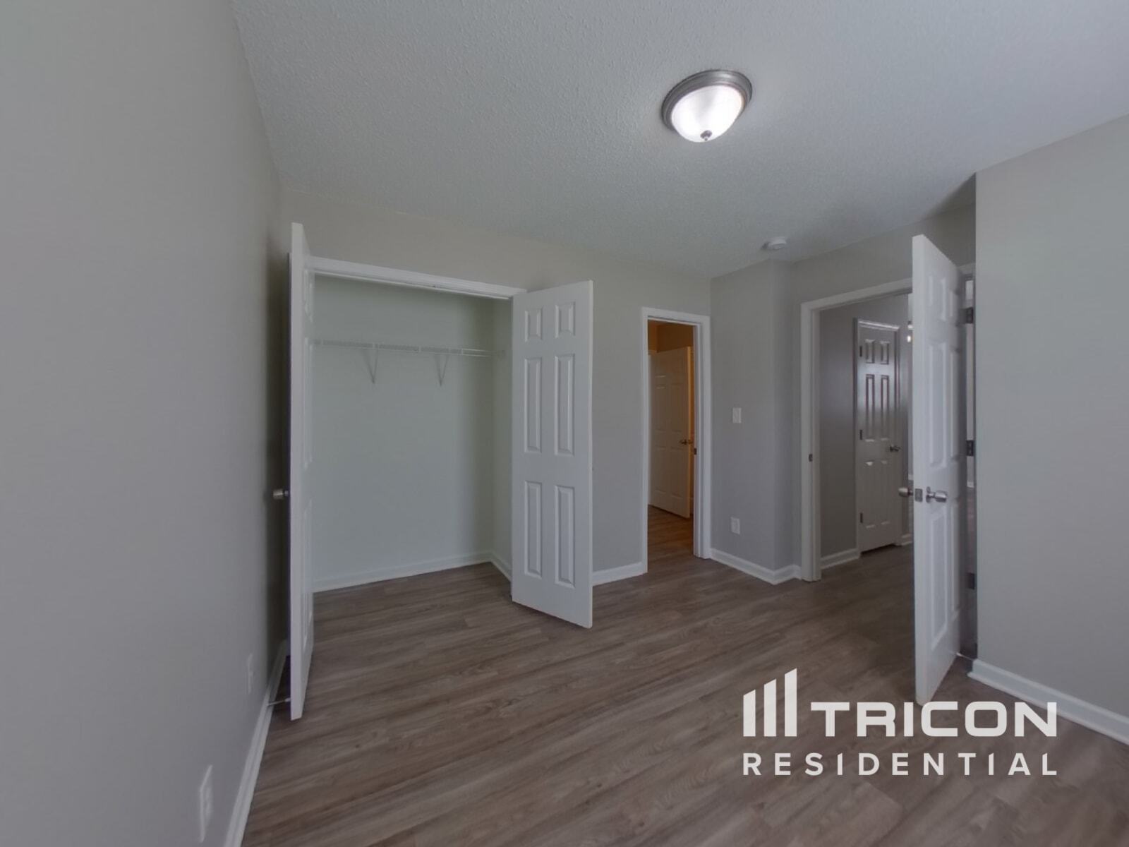 Building Photo - 2000 Taras Trace Dr