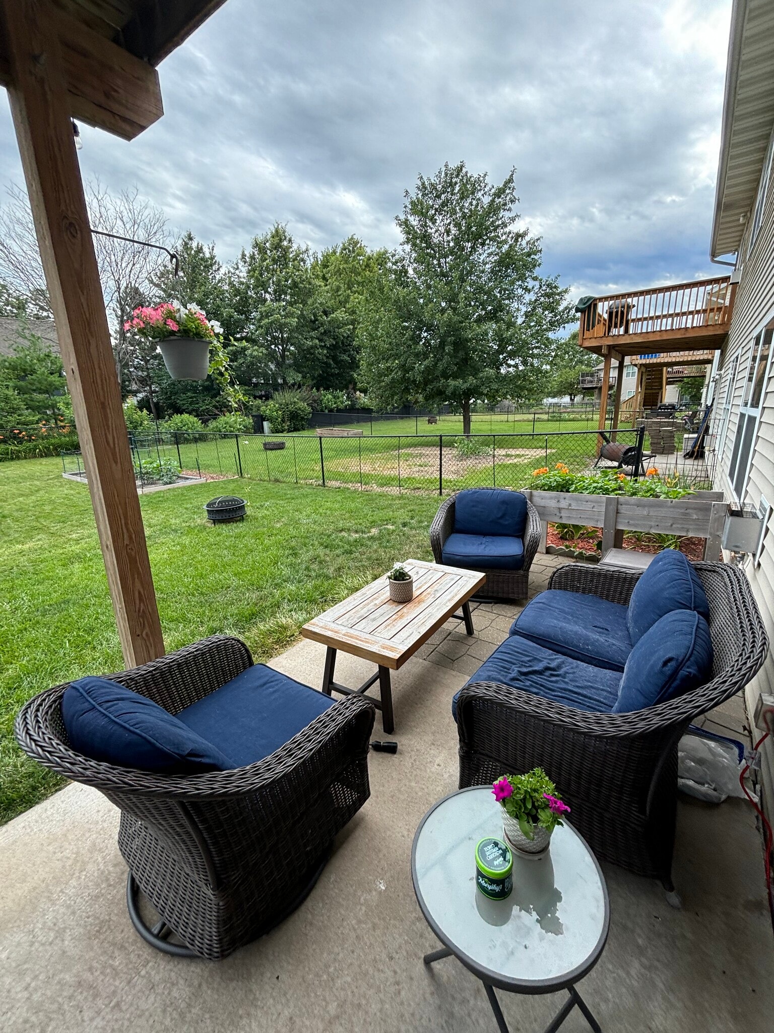 Building Photo - 1552 Deerfield Dr