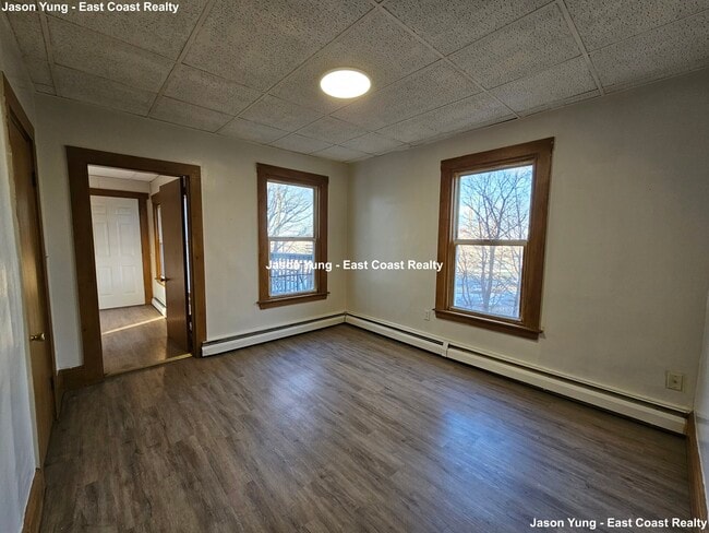 Building Photo - 23 Benedict St