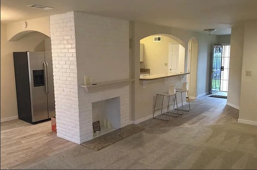 Building Photo - 2669 Chassella Way