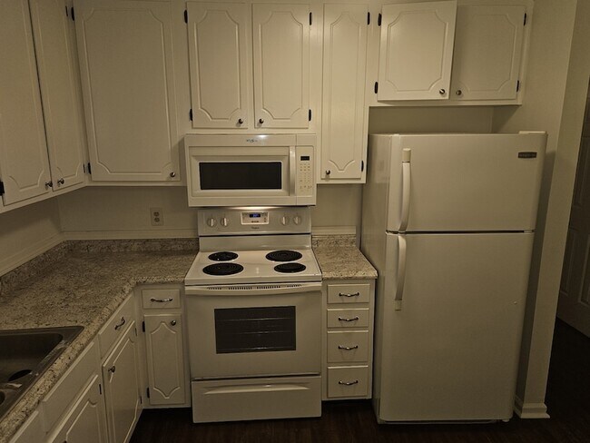 Building Photo - 117 McMurray Cir