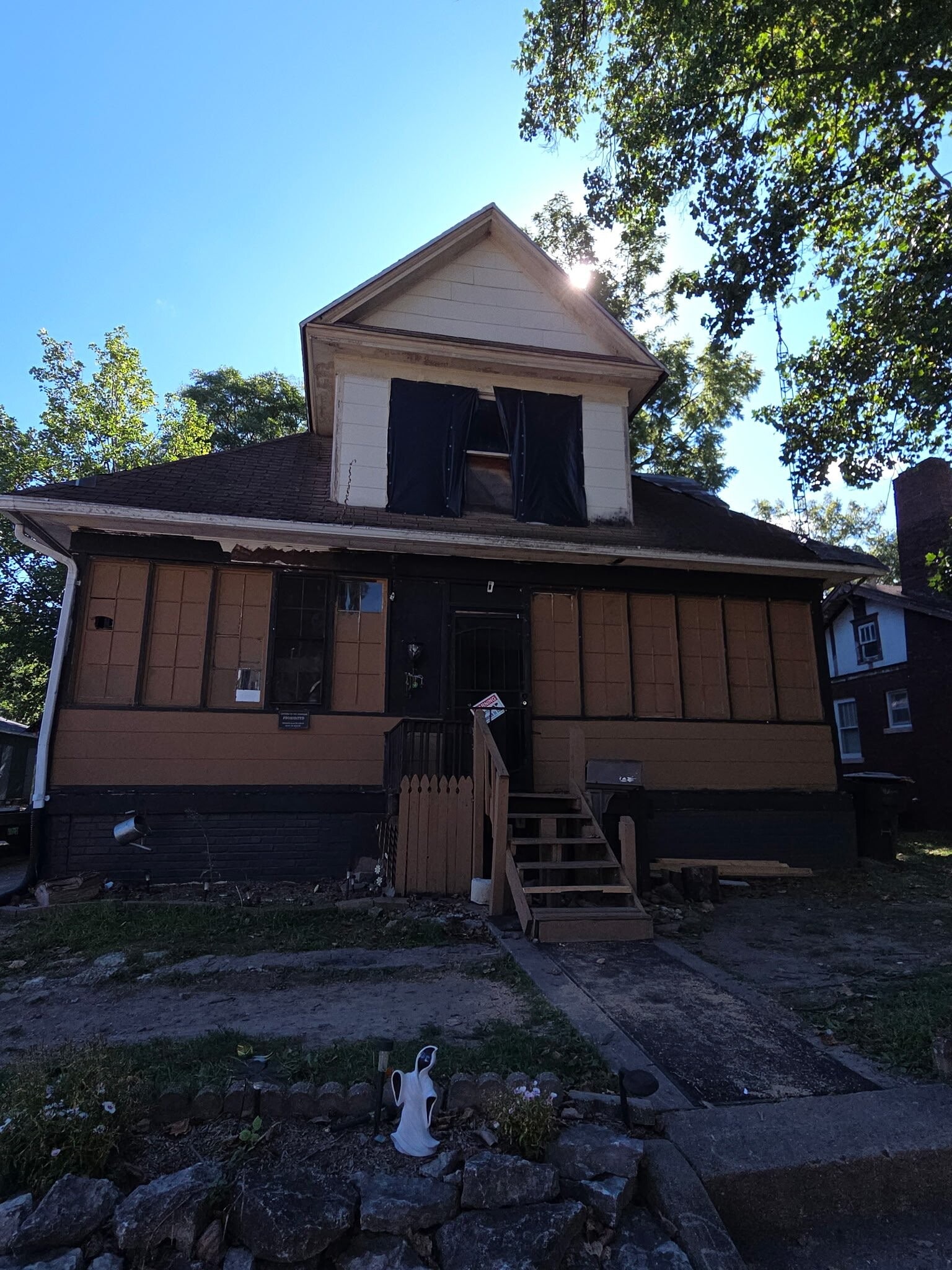 Building Photo - 809 Grant St