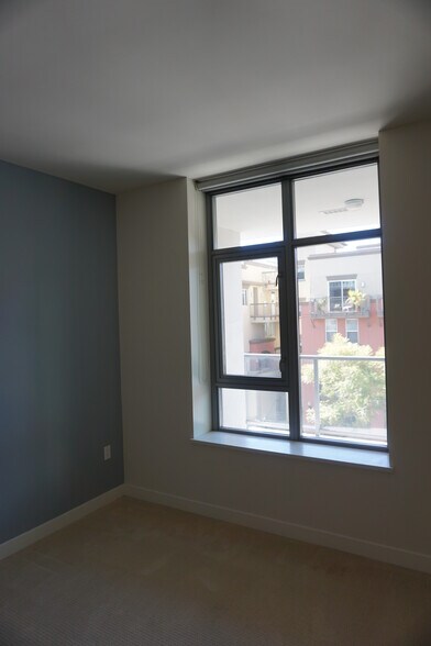 Building Photo - 1441 9th Ave