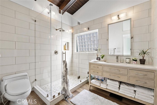 Building Photo - 2609 Victoria Dr