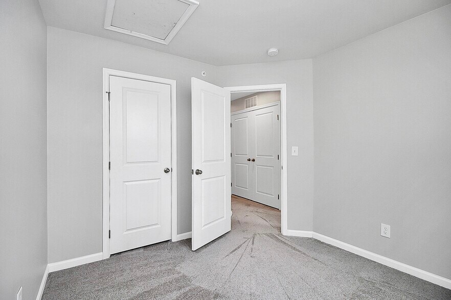 Building Photo - 5316 Austin Knoll Ct