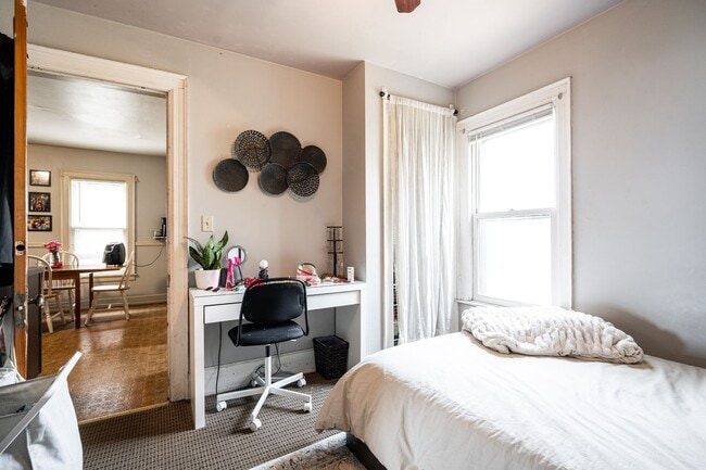 Building Photo - 2971 N Murray Ave