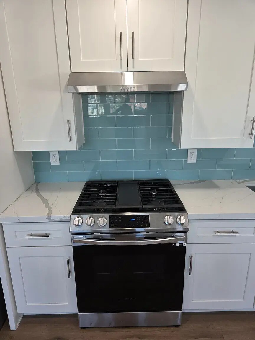 Building Photo - 1117 Meeker Ave