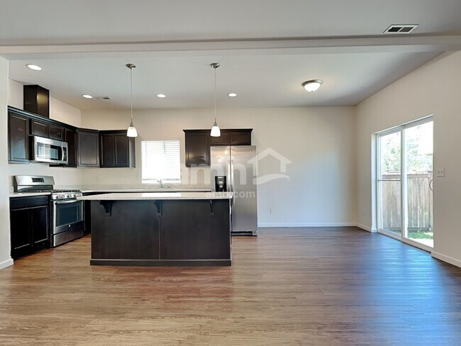 Building Photo - 11307 182nd St E