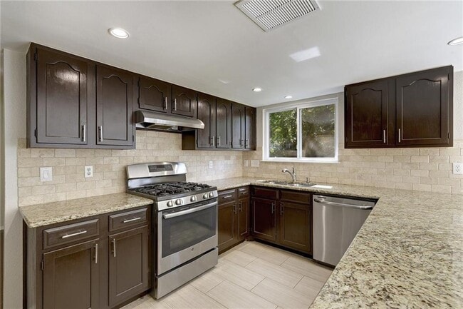 Building Photo - 3703 Skipton Dr