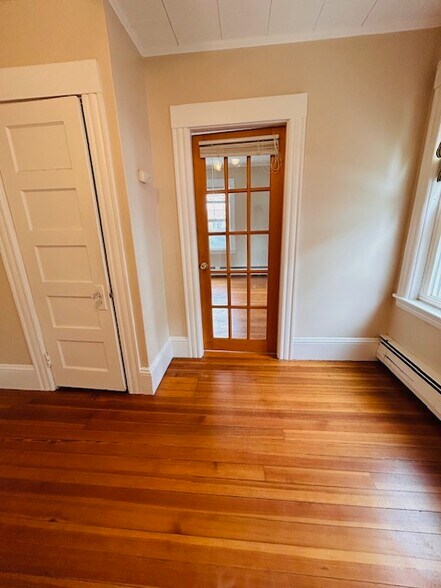 Building Photo - 4 Princeton Ave