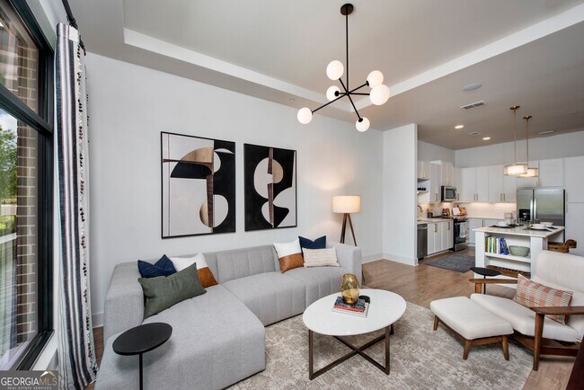 Building Photo - 525 Sawnee Vlg Blvd