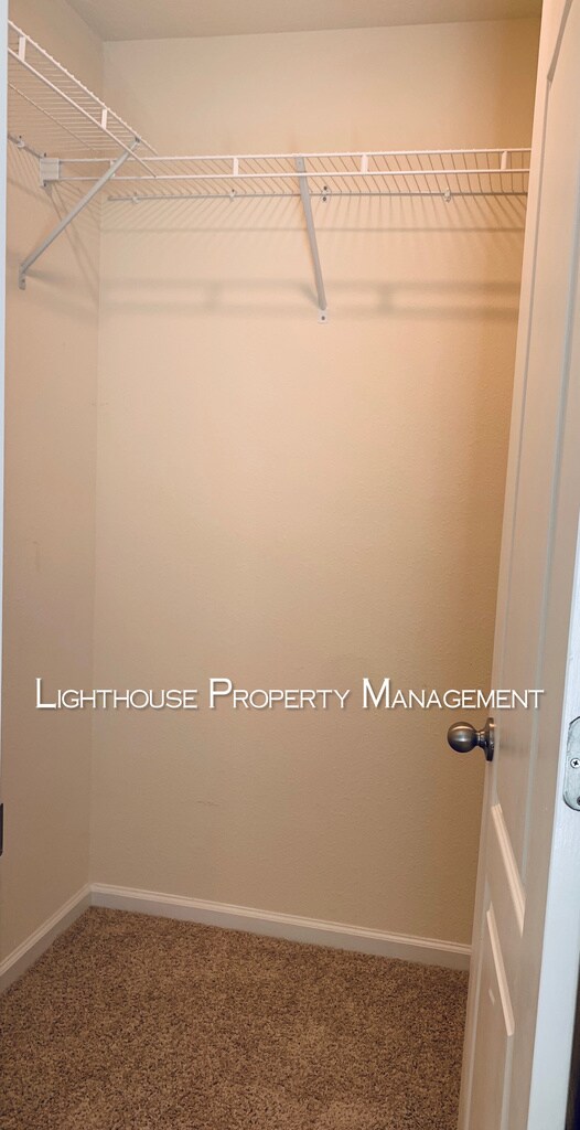 Building Photo - Modern Townhome in Baymeadows! Built in 2021!