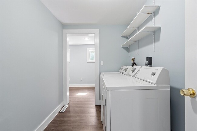 Building Photo - 31 Mill St