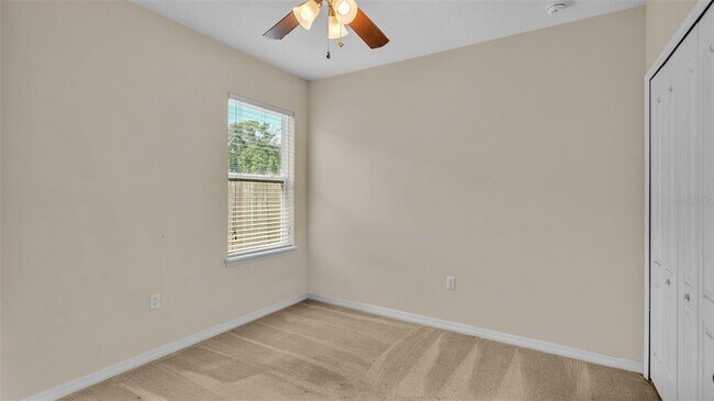 Building Photo - 6838 Glenbrook Dr