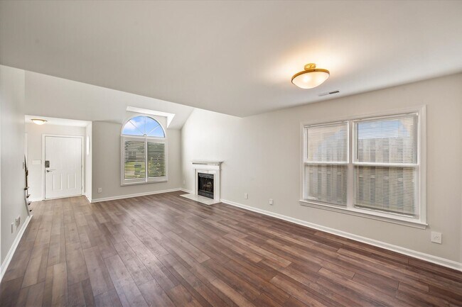 Building Photo - Beautiful 3-Bedroom Home on a Quiet Cul-de-Sac