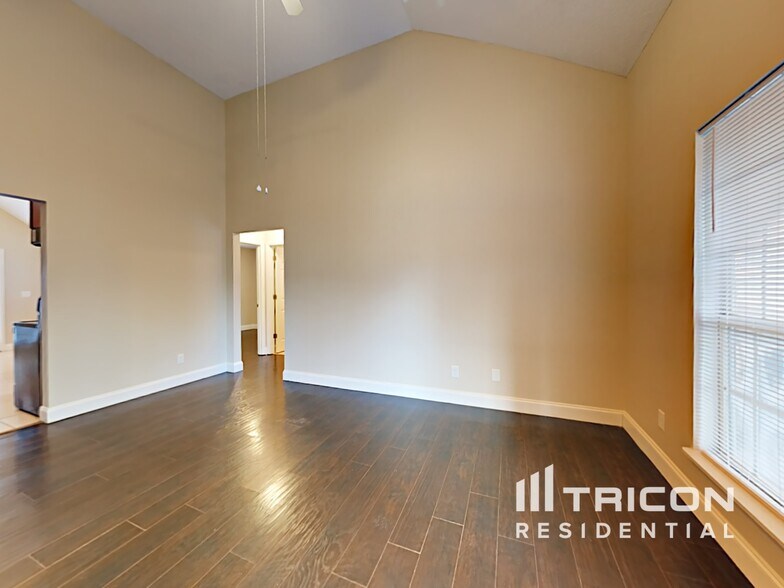 Building Photo - 3370 Prescott Pl NW