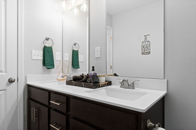 Building Photo - Modern Comforts in Clarksville – Stylish 2...