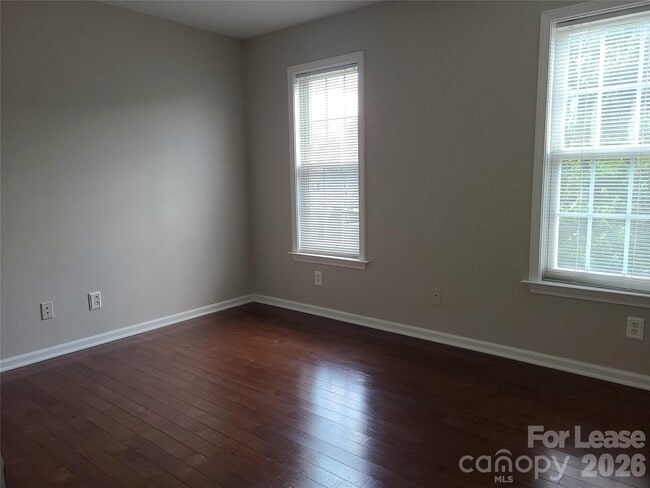 Building Photo - 9509 Mitchell Glen Dr