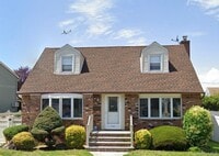 Building Photo - 532 Fowler Ave