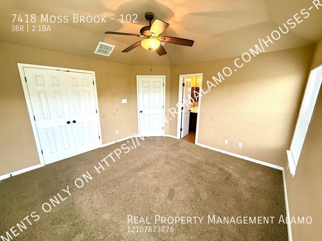 Building Photo - 7418 Moss Brook Dr