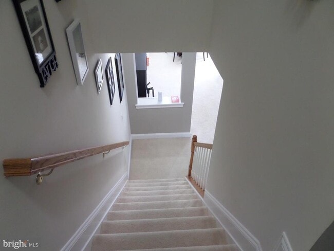 Building Photo - 47574 Royal Burnham Terrace