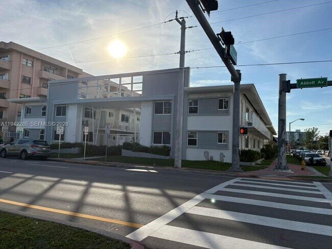 Building Photo - 6890 Abbott Ave