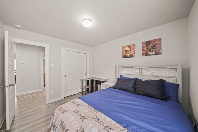 Building Photo - 18419 Windy Knl Wy